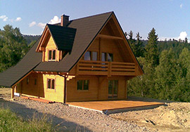 Hela året hus av trä